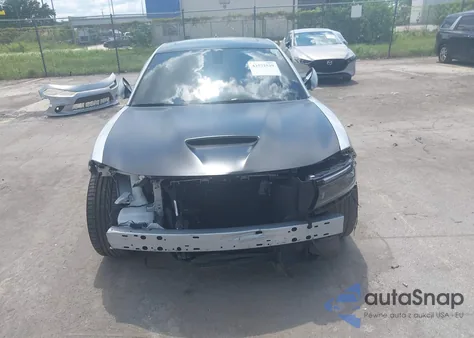 2022 Dodge Charger Scat Pack z USA, uszkodzony, nr VIN 2C3CDXGJ2NH229554